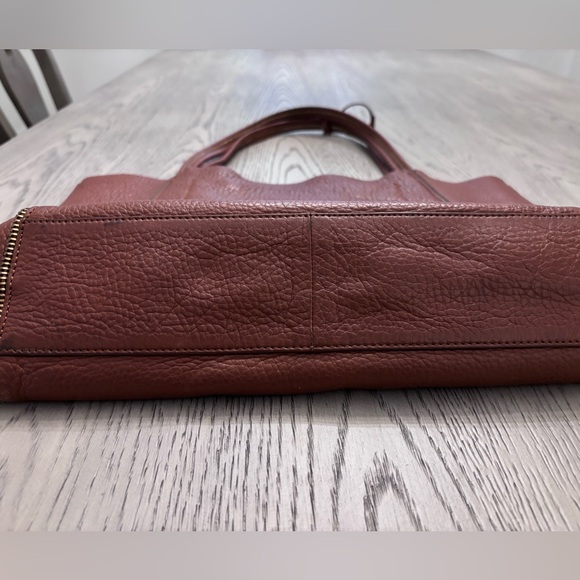 Bottler Brown Leather Tote With Gold Lining - Picture 3 of 8